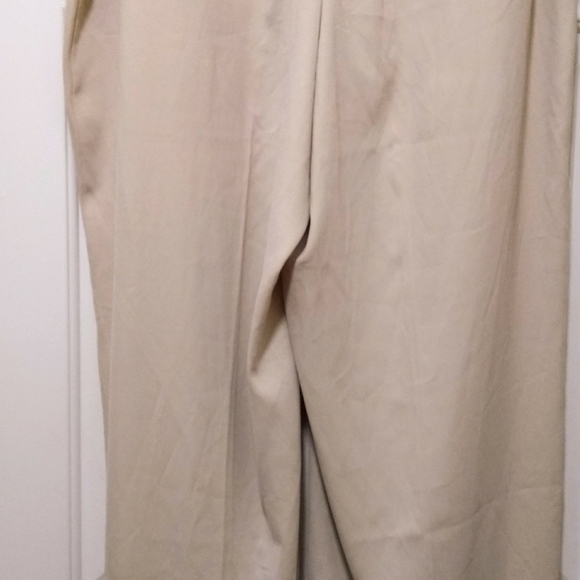 ✨ HOST PICK ✨ Versatile, High Quality Pant - Picture 4 of 16